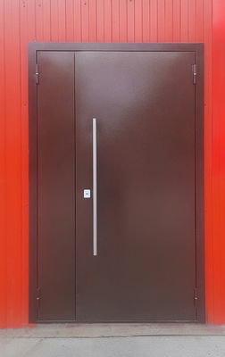 Полуторная дверь с длинной ручкой Полуторная дверь с длинной ручкой