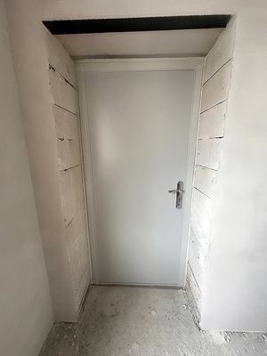 Глухая металлическая дверь Глухая металлическая дверь