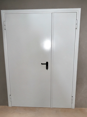 Белая огнезащитная дверь Белая огнезащитная дверь